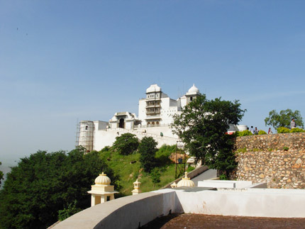 Former rulers maintained Sajjangarh as a royal shooting preserve.